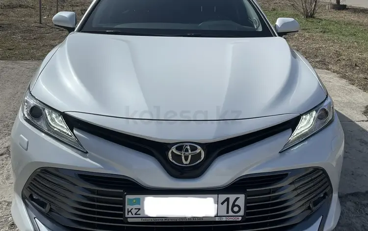 Toyota Camry 2018 годаүшін16 500 000 тг. в Усть-Каменогорск