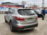 Hyundai Santa Fe 2016 годаүшін9 000 000 тг. в Уральск – фото 2