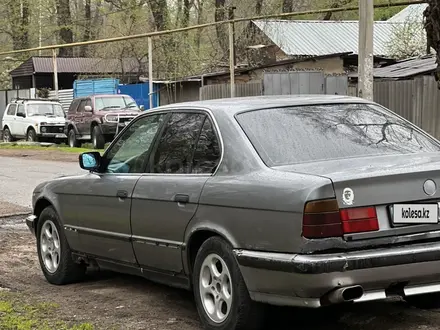 BMW 520 1991 года за 1 020 000 тг. в Алматы – фото 3
