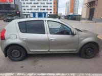 Renault Sandero 2012 годаүшін2 500 000 тг. в Астана