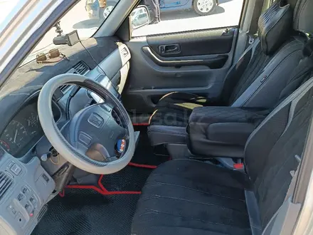 Honda CR-V 1998 года за 3 800 000 тг. в Караганда – фото 9