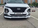 Hyundai Santa Fe 2020 года за 15 200 000 тг. в Алматы