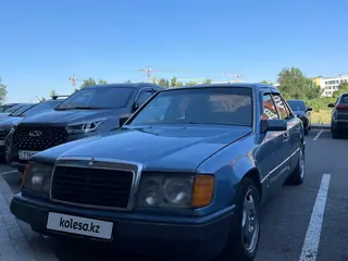 Mercedes-Benz E 260