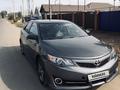 Toyota Camry 2013 года за 5 150 000 тг. в Уральск – фото 2