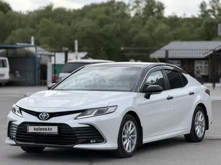 Toyota Camry 2021 года за 13 900 000 тг. в Павлодар – фото 4