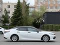 Toyota Camry 2021 года за 13 900 000 тг. в Павлодар – фото 6
