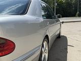 Mercedes-Benz E 280 2001 года за 6 200 000 тг. в Шымкент – фото 2
