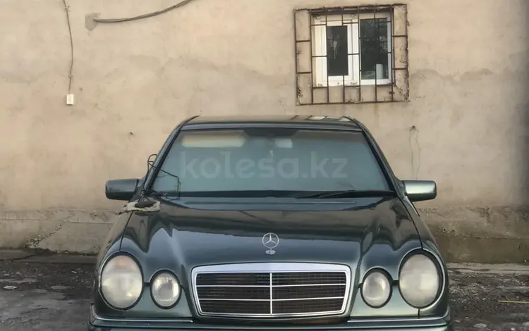 Mercedes-Benz E 320 1996 годаfor2 300 000 тг. в Шымкент