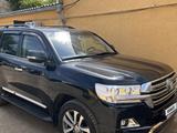 Toyota Land Cruiser 2016 года за 34 000 000 тг. в Уральск – фото 2