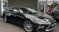 Lexus ES 250 2015 годаfor14 900 000 тг. в Шымкент