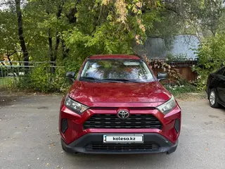 Toyota RAV4, 2021