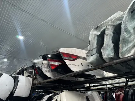 Крышка багажника Kia за 12 500 тг. в Астана – фото 2