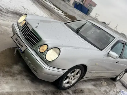 Mercedes-Benz E 320 1998 года за 4 200 000 тг. в Шымкент – фото 4