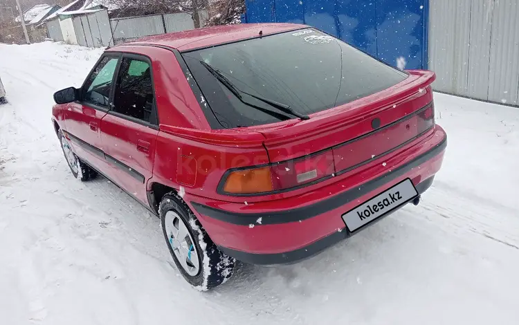 Mazda 323 1993 года за 900 000 тг. в Алматы