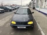 Volkswagen Golf 1997 года за 600 000 тг. в Атырау – фото 3