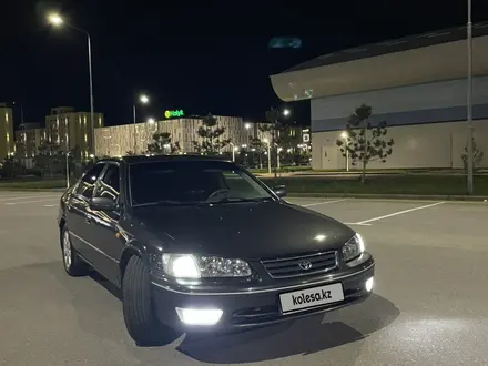 Toyota Camry 2000 года за 4 250 000 тг. в Шымкент – фото 3