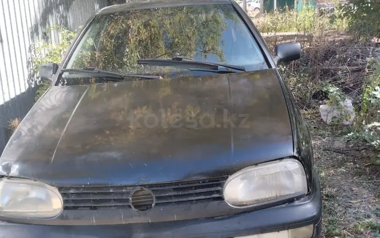 Volkswagen Golf 1993 годаfor1 000 000 тг. в Караганда