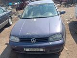 Volkswagen Golf 2000 года за 1 750 000 тг. в Астана