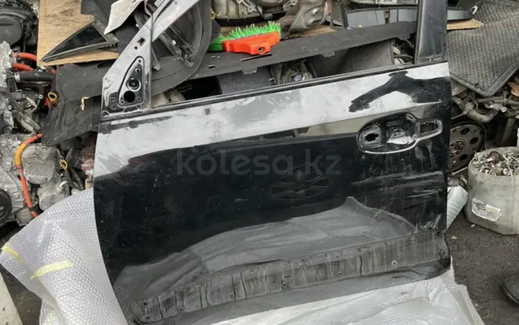 Дверь передняя лева Лексус LX570 за 380 000 тг. в Алматы