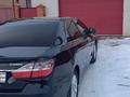 Toyota Camry 2014 года за 10 500 000 тг. в Актобе – фото 11