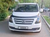 Hyundai Starex 2018 года за 12 000 000 тг. в Астана
