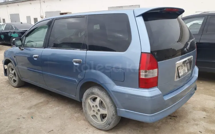 Mitsubishi Chariot 2001 года за 1 600 000 тг. в Актау