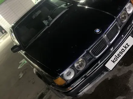 BMW 730 1991 года за 2 300 000 тг. в Алматы