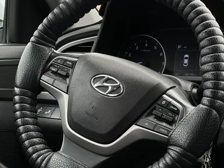 Hyundai Elantra 2016 года за 7 000 000 тг. в Актау – фото 10