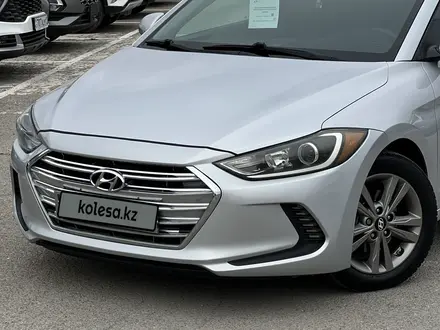 Hyundai Elantra 2016 года за 7 000 000 тг. в Актау – фото 2
