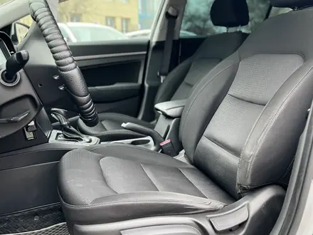 Hyundai Elantra 2016 года за 7 000 000 тг. в Актау – фото 7