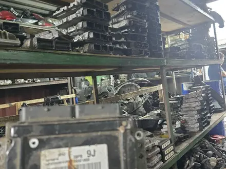 Блок управления двигателем за 5 000 тг. в Алматы – фото 3