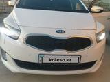 Kia Carens 2014 года за 7 200 000 тг. в Актау – фото 4