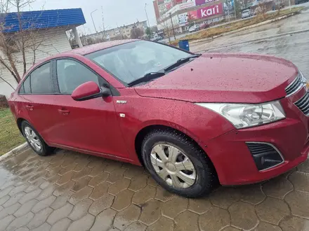 Chevrolet Cruze 2013 года за 2 800 000 тг. в Астана – фото 2