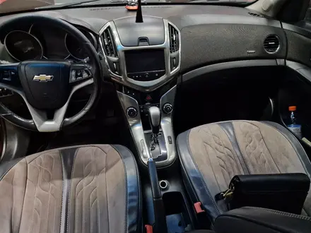 Chevrolet Cruze 2013 года за 2 800 000 тг. в Астана – фото 6
