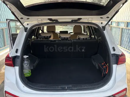 Hyundai Santa Fe 2019 года за 10 500 000 тг. в Алматы – фото 6