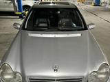Mercedes-Benz C 240 2002 годаүшін3 300 000 тг. в Семей – фото 3