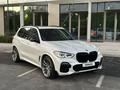 BMW X5 2019 года за 36 900 000 тг. в Астана – фото 2