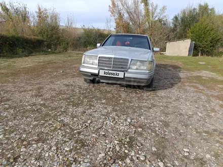 Mercedes-Benz E 230 1989 года за 1 000 000 тг. в Шымкент – фото 2