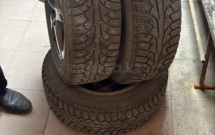 Шины с дисками за 26 000 тг. в Астана