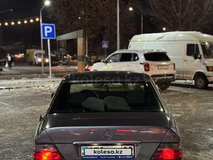 Mercedes-Benz E 320 1994 года за 3 500 000 тг. в Алматы – фото 6