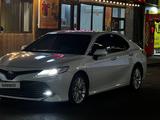 Toyota Camry 2019 годаүшін15 700 000 тг. в Алматы – фото 2