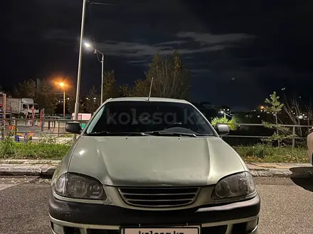 Toyota Avensis 1998 года за 1 500 000 тг. в Усть-Каменогорск