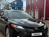 Toyota Camry 2018 годаfor13 000 000 тг. в Уральск – фото 2