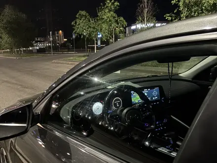Hyundai Elantra 2021 года за 8 700 000 тг. в Уральск – фото 9
