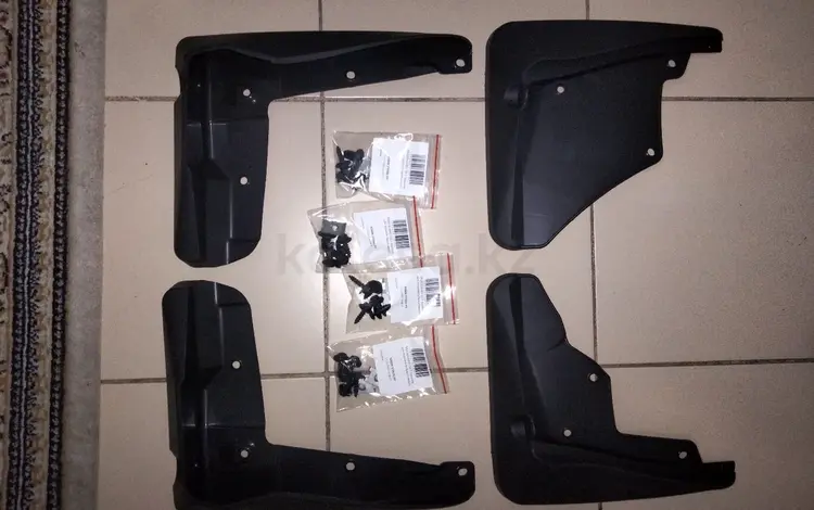 Бризговик TOYOTA CAMRY 70 за 25 000 тг. в Алматы