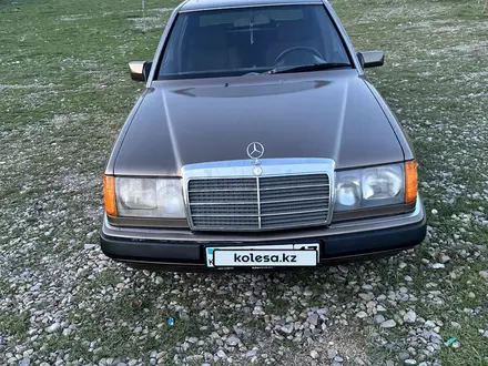 Mercedes-Benz E 200 1990 года за 1 550 000 тг. в Туркестан – фото 5