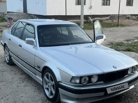 BMW 730 1993 года за 2 850 000 тг. в Алматы – фото 2