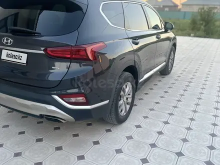 Hyundai Santa Fe 2020 года за 9 900 000 тг. в Кызылорда – фото 4