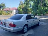 Mercedes-Benz E 280 1997 годаүшін3 000 000 тг. в Тараз – фото 2