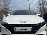 Hyundai Elantra 2023 года за 9 050 000 тг. в Алматы – фото 4